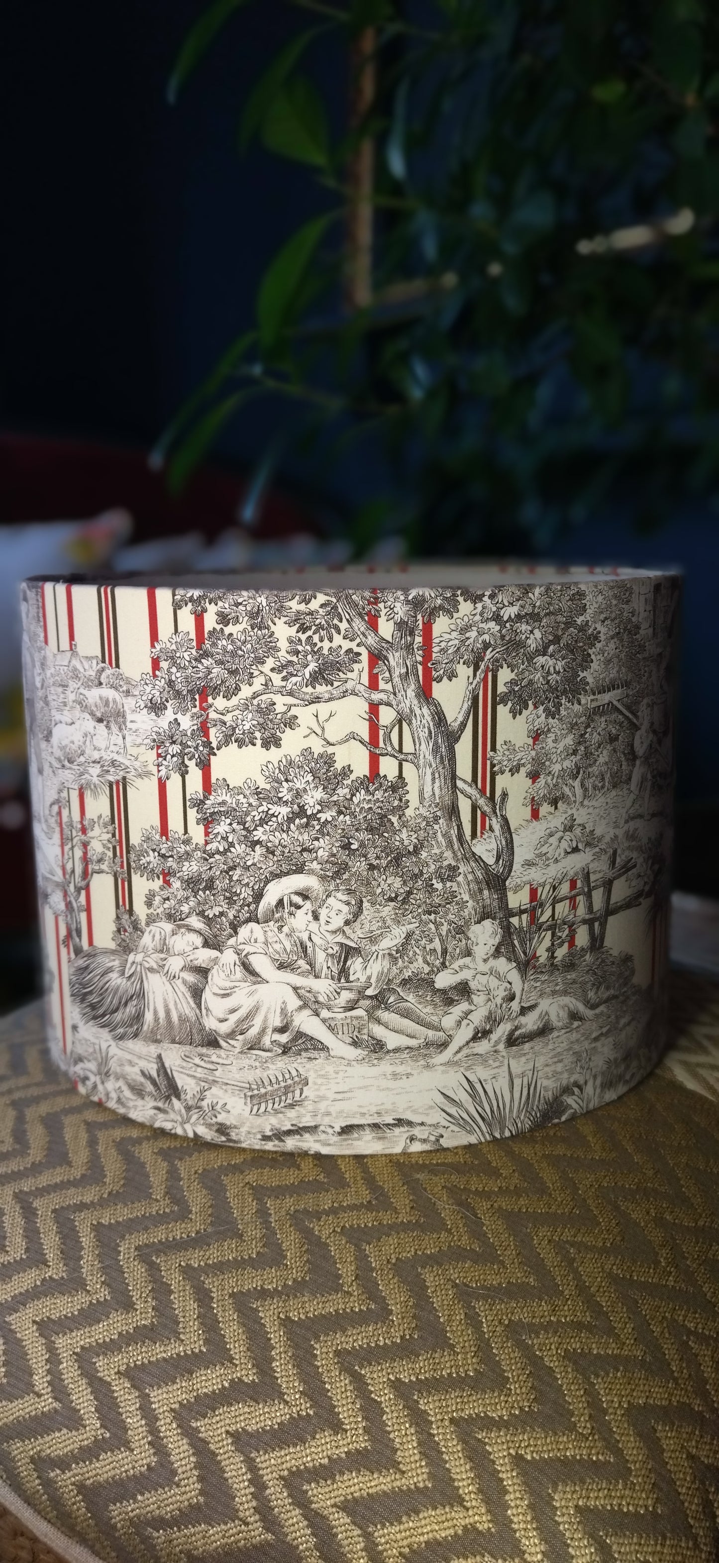 Abat-jour "Toile de Jouy"